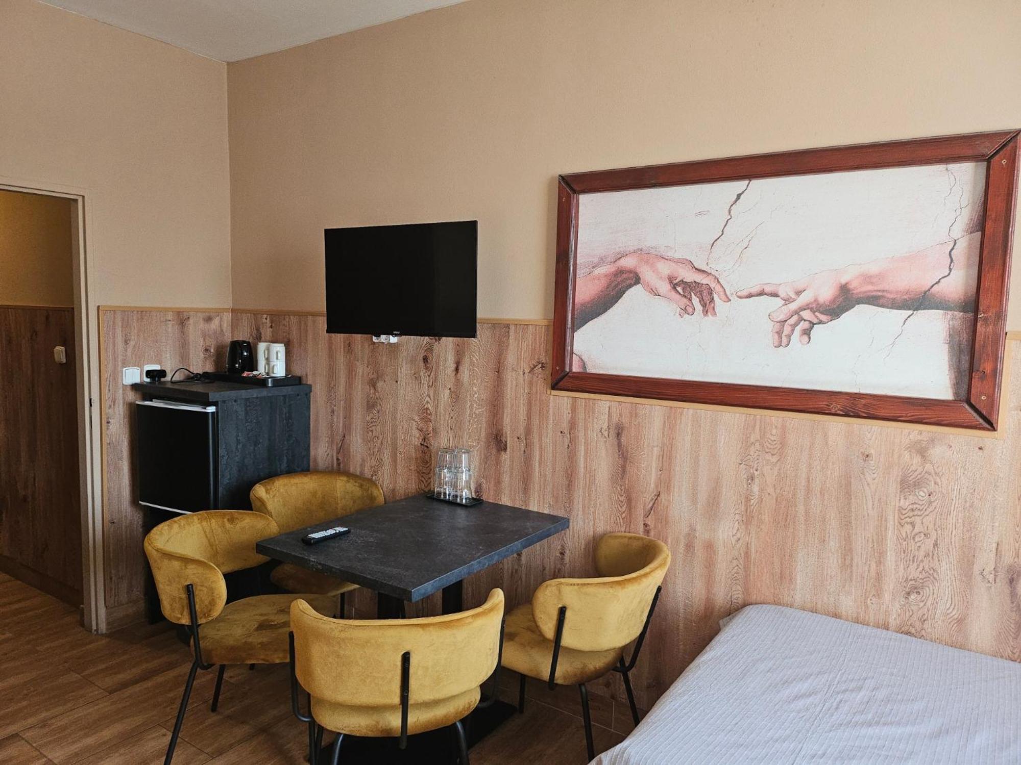 Hotel Taurus Ostrava Extérieur photo