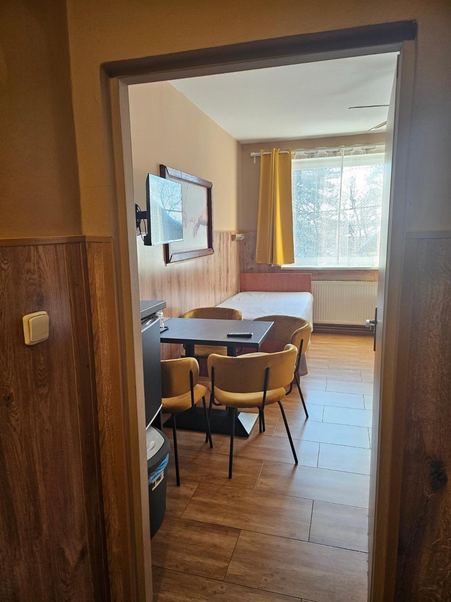 Hotel Taurus Ostrava Extérieur photo