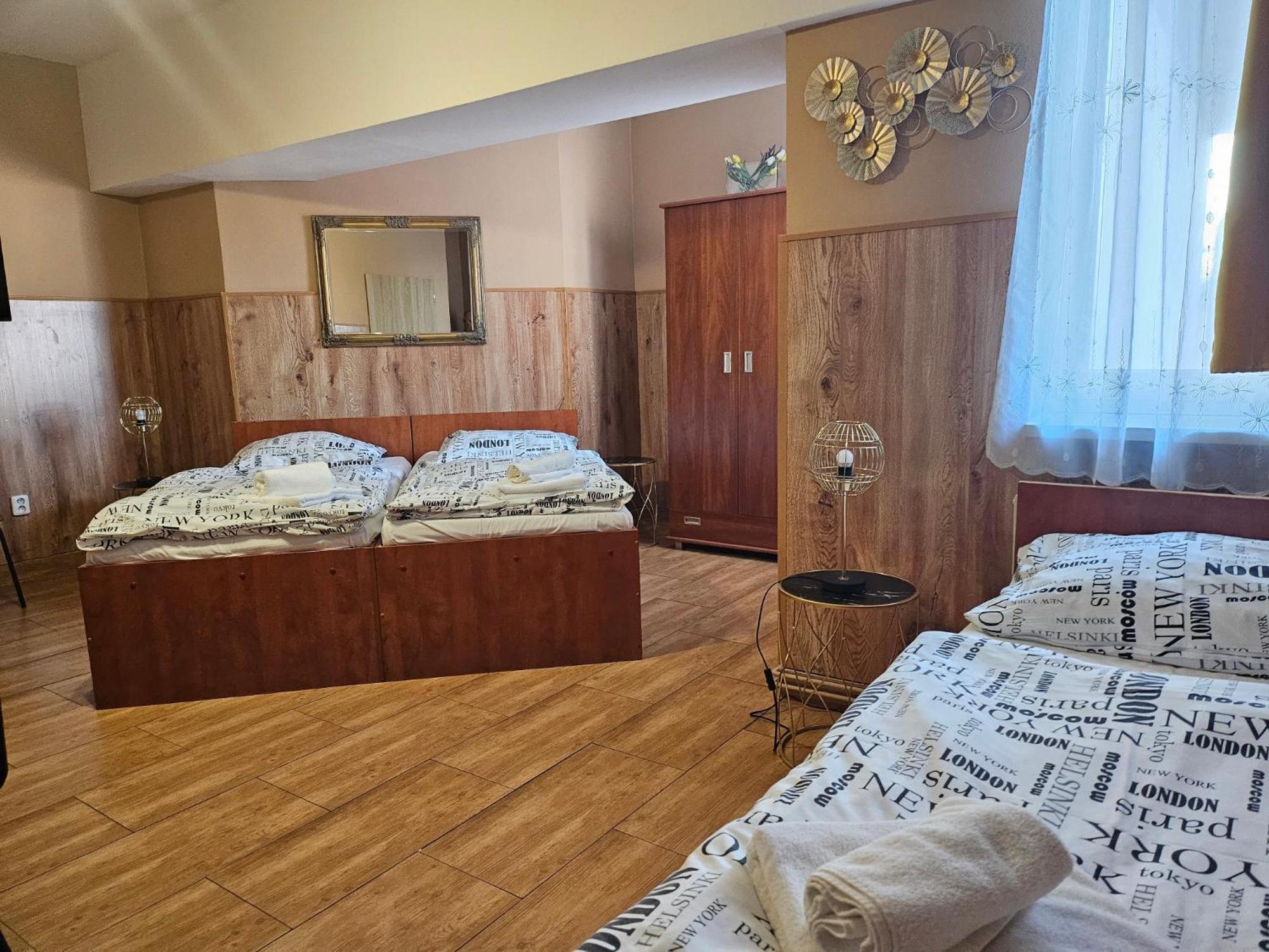 Hotel Taurus Ostrava Extérieur photo