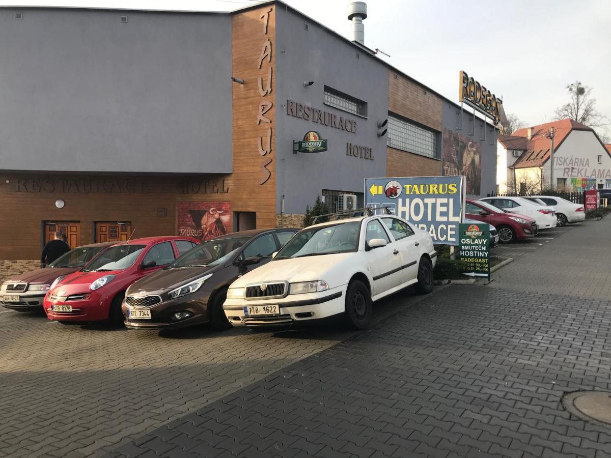 Hotel Taurus Ostrava Extérieur photo
